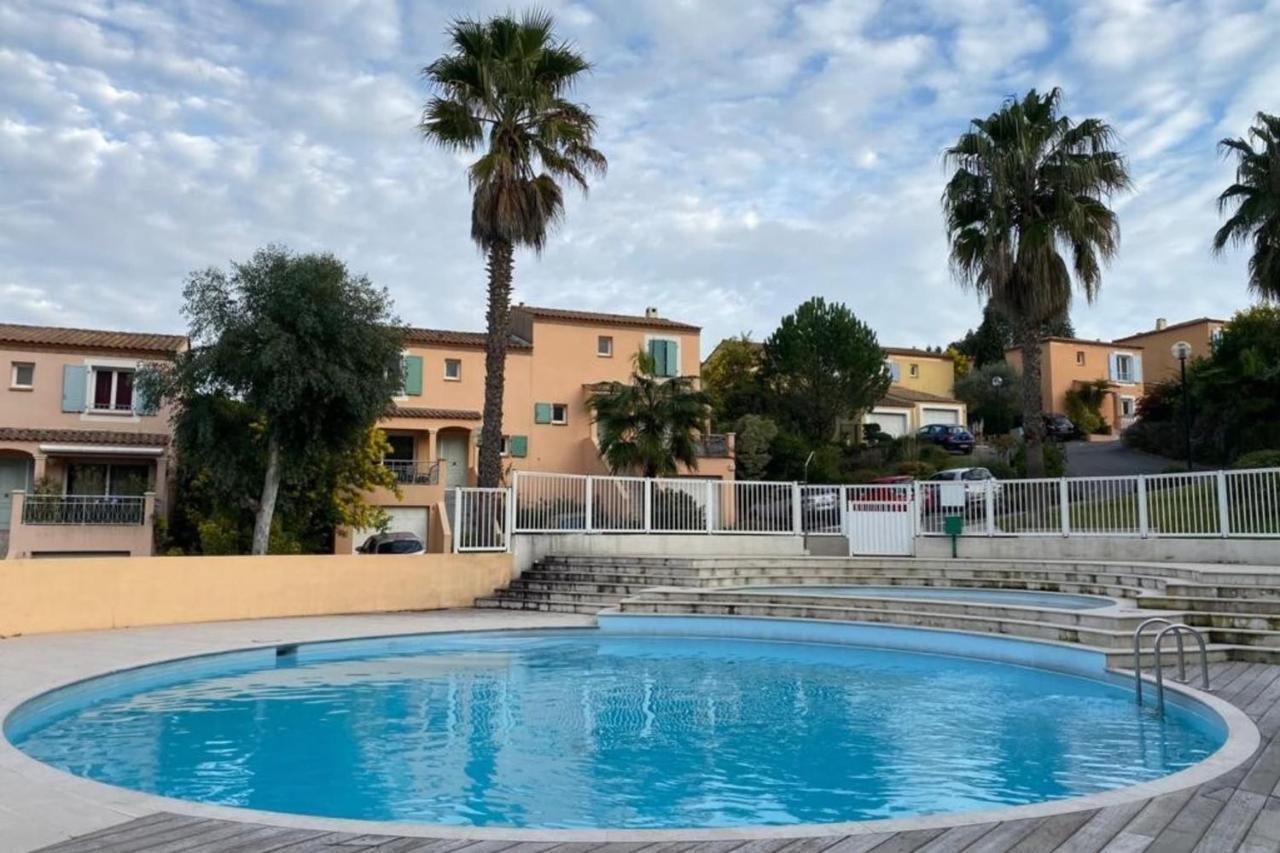 Appartamento C061-quiet With Terrace & Pool - *